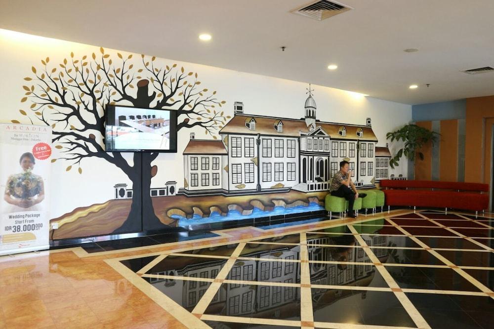 Отель Horison Arcadia Mangga Dua Джакарта Экстерьер фото